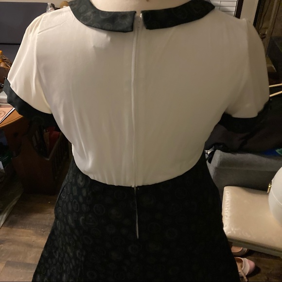 NWOT FANTASTIC BEASTS LIMITED EDITION DRESS SIZE18 - Picture 8 of 14